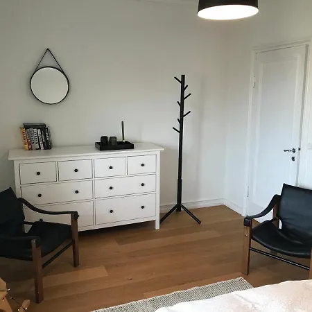 Charming Private Room, With Kitchen And Private Bathroom Homestay