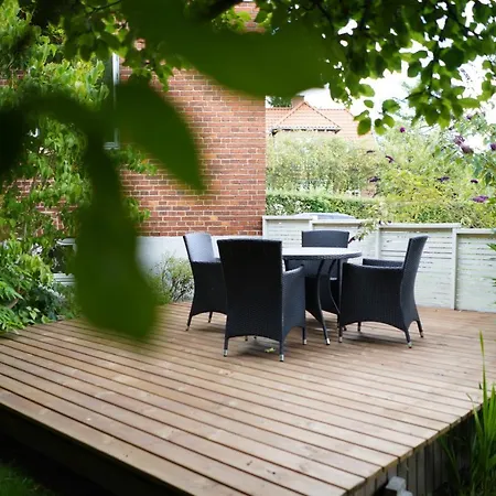 Alloggio in famiglia Charming Private With Private Bathroom