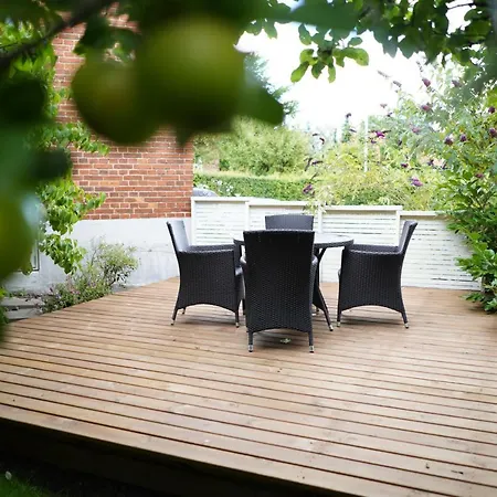Alloggio in famiglia Charming Private With Private Bathroom